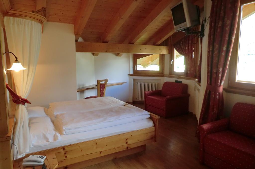 Garni Costa Verde Bocenago Room photo